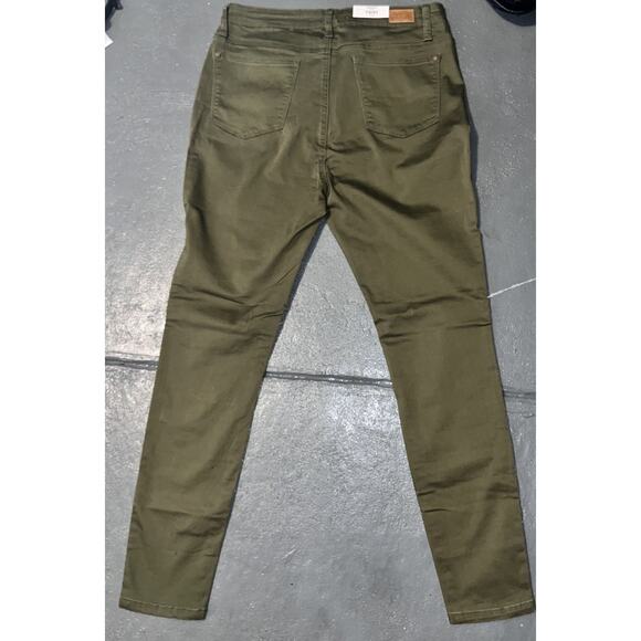 NWOT Judy Blue Los Angeles Skinny Fit Women’s Olive Green Pants Size 13/31 - Picture 7 of 8